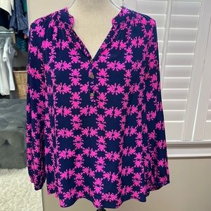 Lilly Pulitzer frog print Elsa top in excellent condition!